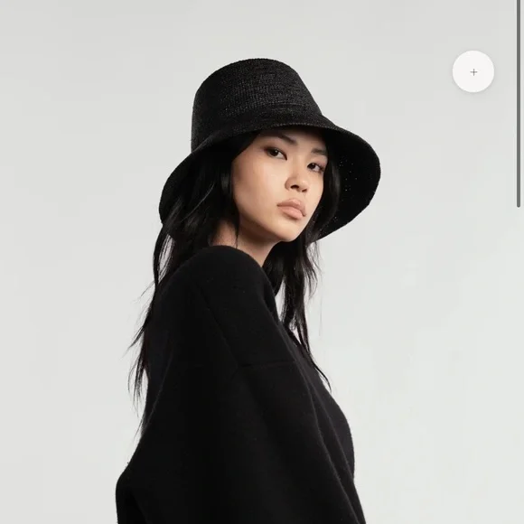 WORN ONCE JANESSA LEONE FELIX BUCKET HAT - Picture 2 of 6